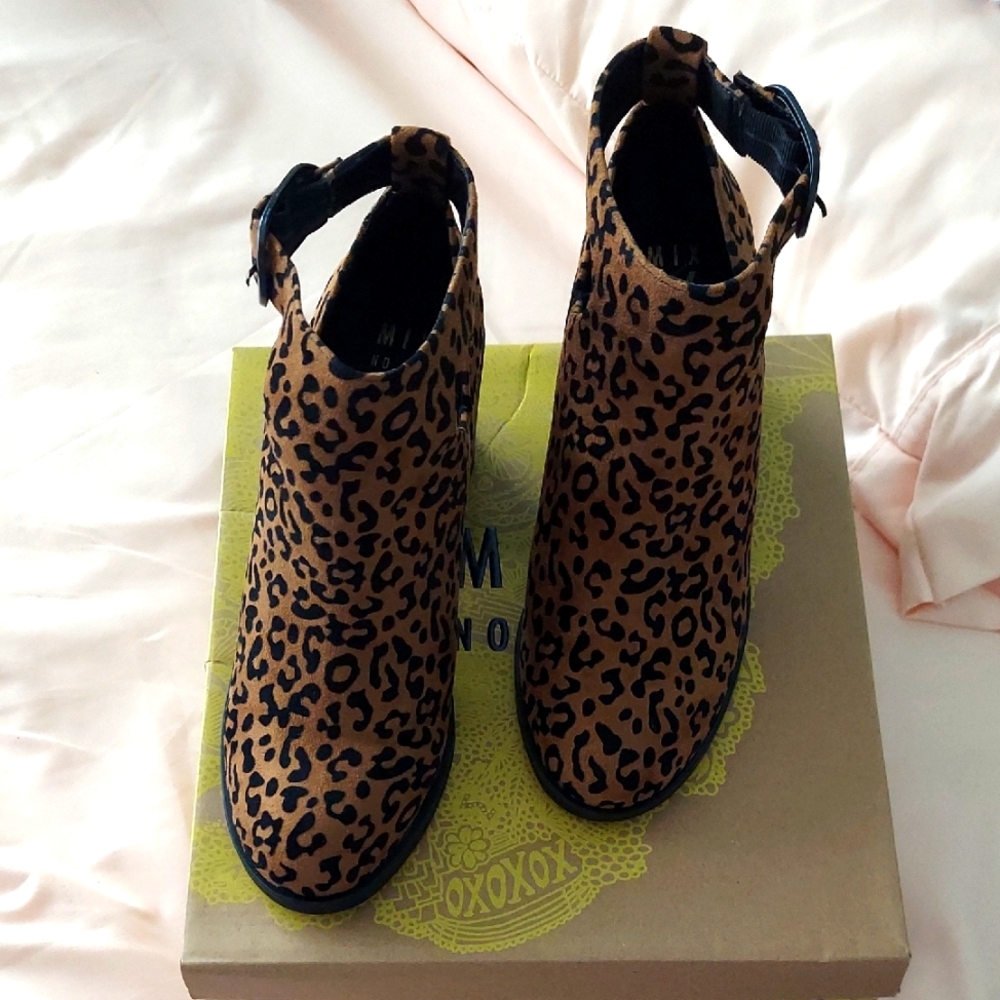 Mix No. 6 Micro Suede Booties